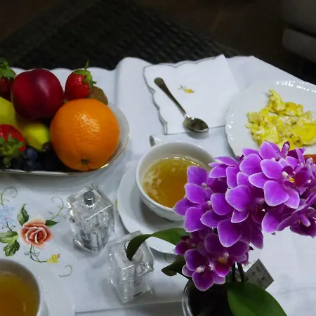 Serena Bed & Breakfast *